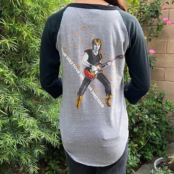 Aldo Nova Rock Glam Metal 3/4 sleeve crewneck T-shirt Size M - Picture 3 of 4